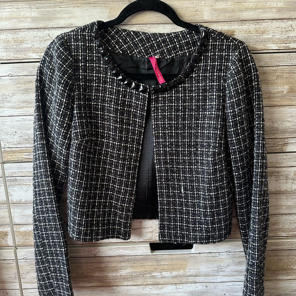 ✨ Heart Soul Tweed Cropped Jacket Studded Neckline Black White Size M ✨